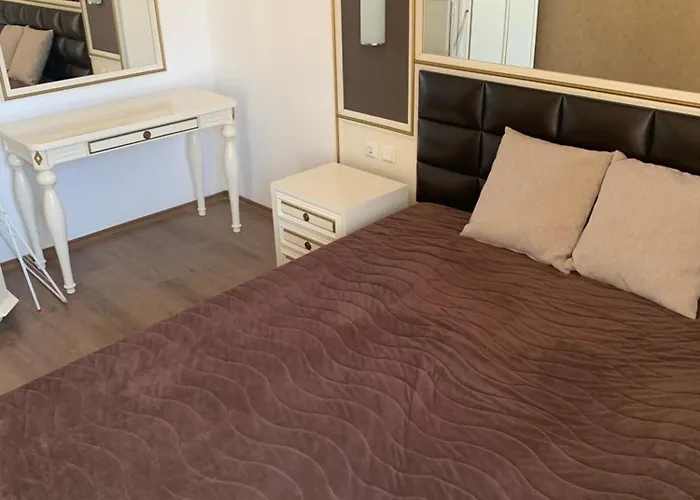 Penthouse Happy Moments 4