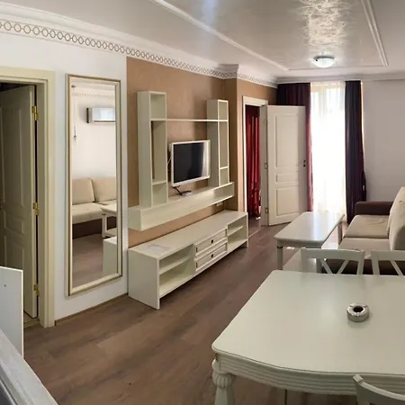 Penthouse Happy Moments 4